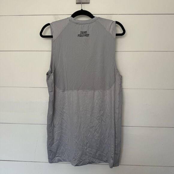 Zero Foxtrot Men’s Large Light Grey Athletic Tank Top - Picture 3 of 4